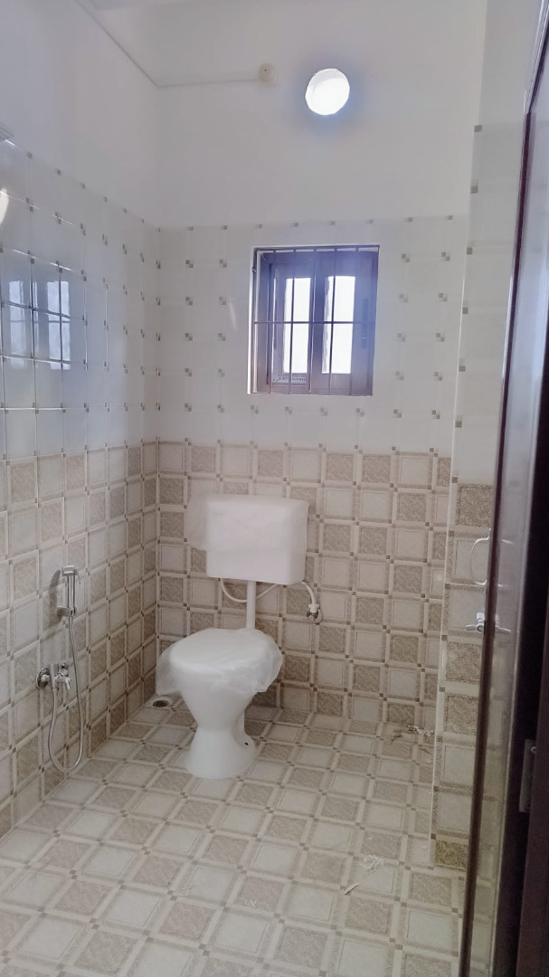 Unfurnished 2bhk in Bhaskar Path, Borbari, Guwahati, Assam, India for Rent